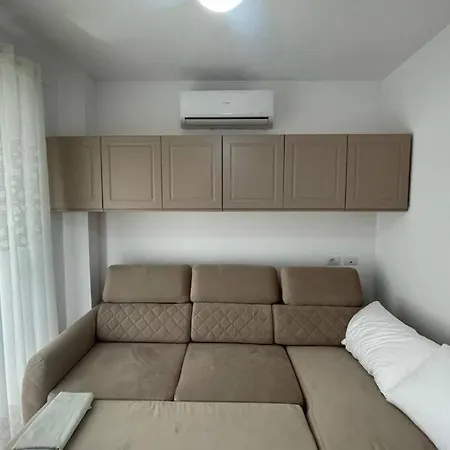 아파트 P&l Seaside Luxurious 골렘
